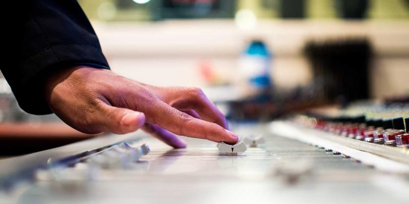 智能设备效率革命：用正则表达式解锁创新小工具的文本批处理潜能