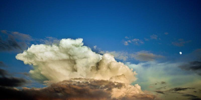 未来科技新篇章：用99小工具构建智能新闻筛选系统，告别信息过载